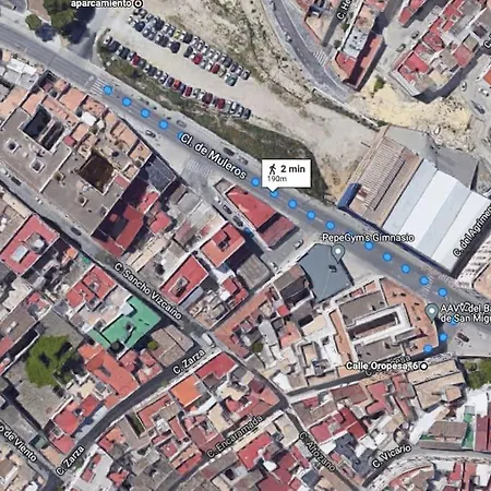 Precioso Con Patio/terraza Zona Centro * Χέρεζ